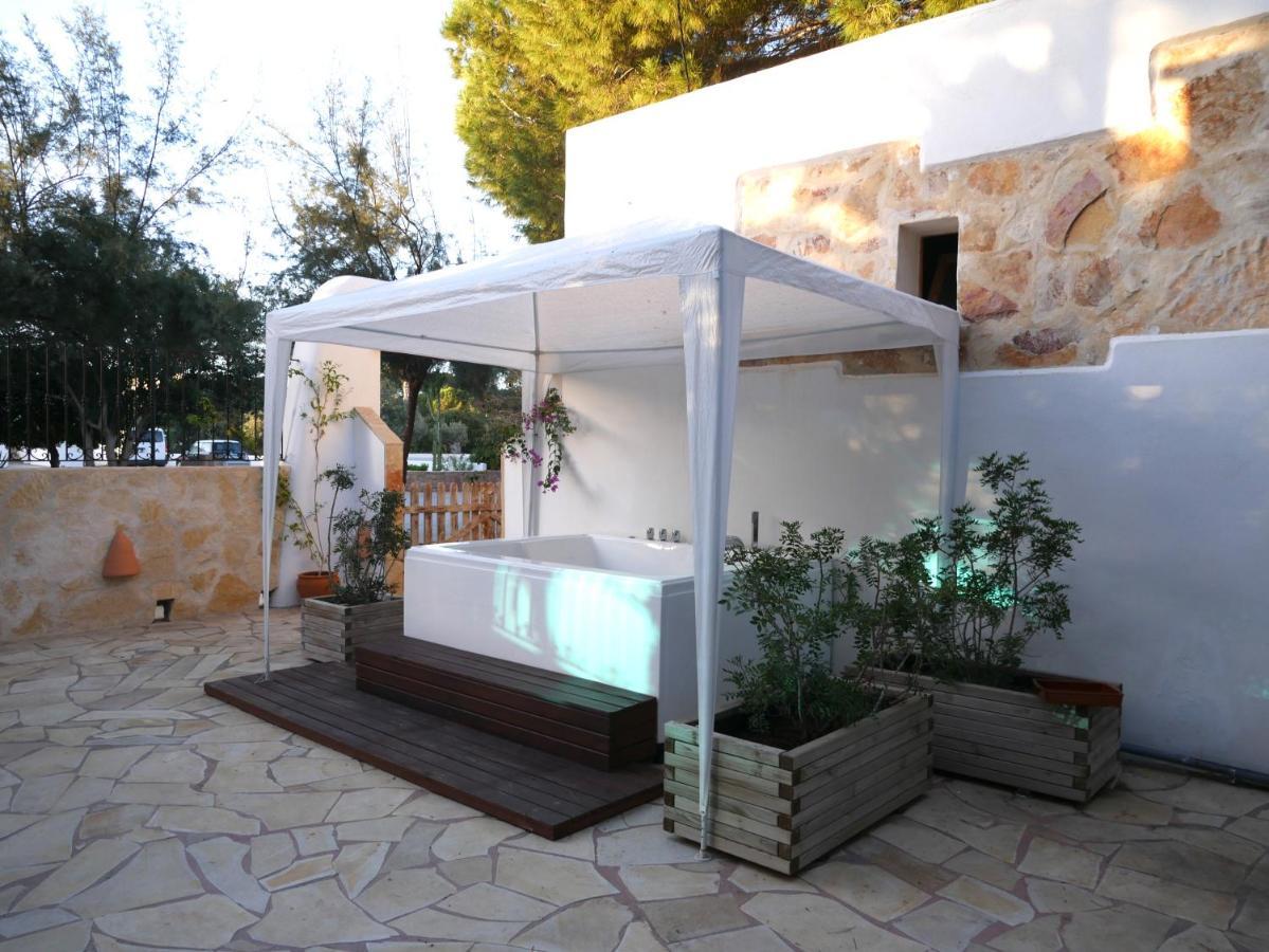 Hostel La Pergola Es Pujols Zewnętrze zdjęcie