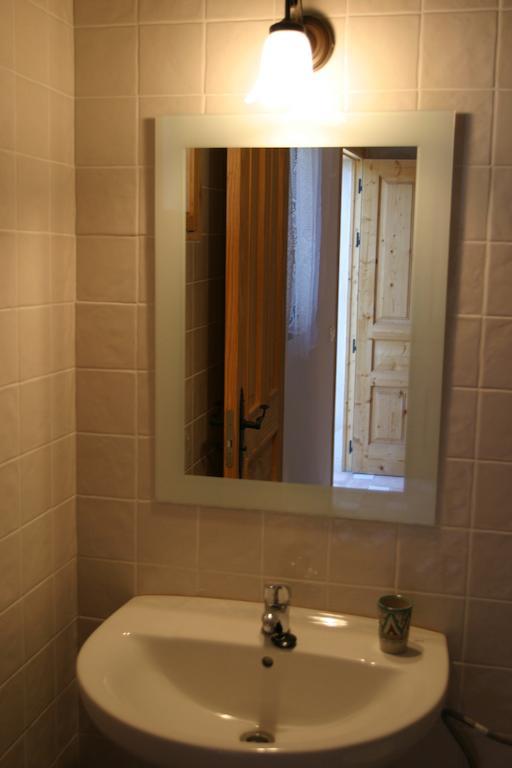 Hostel La Pergola Es Pujols Pokój zdjęcie