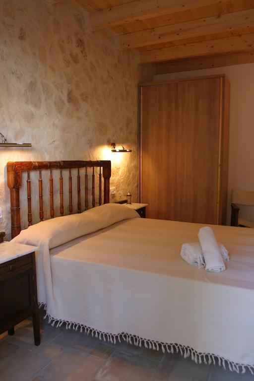 Hostel La Pergola Es Pujols Zewnętrze zdjęcie